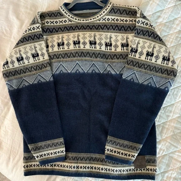 NWOT Alpaca Wool Sweater with Andean Llama Design Medium - Picture 14 of 16
